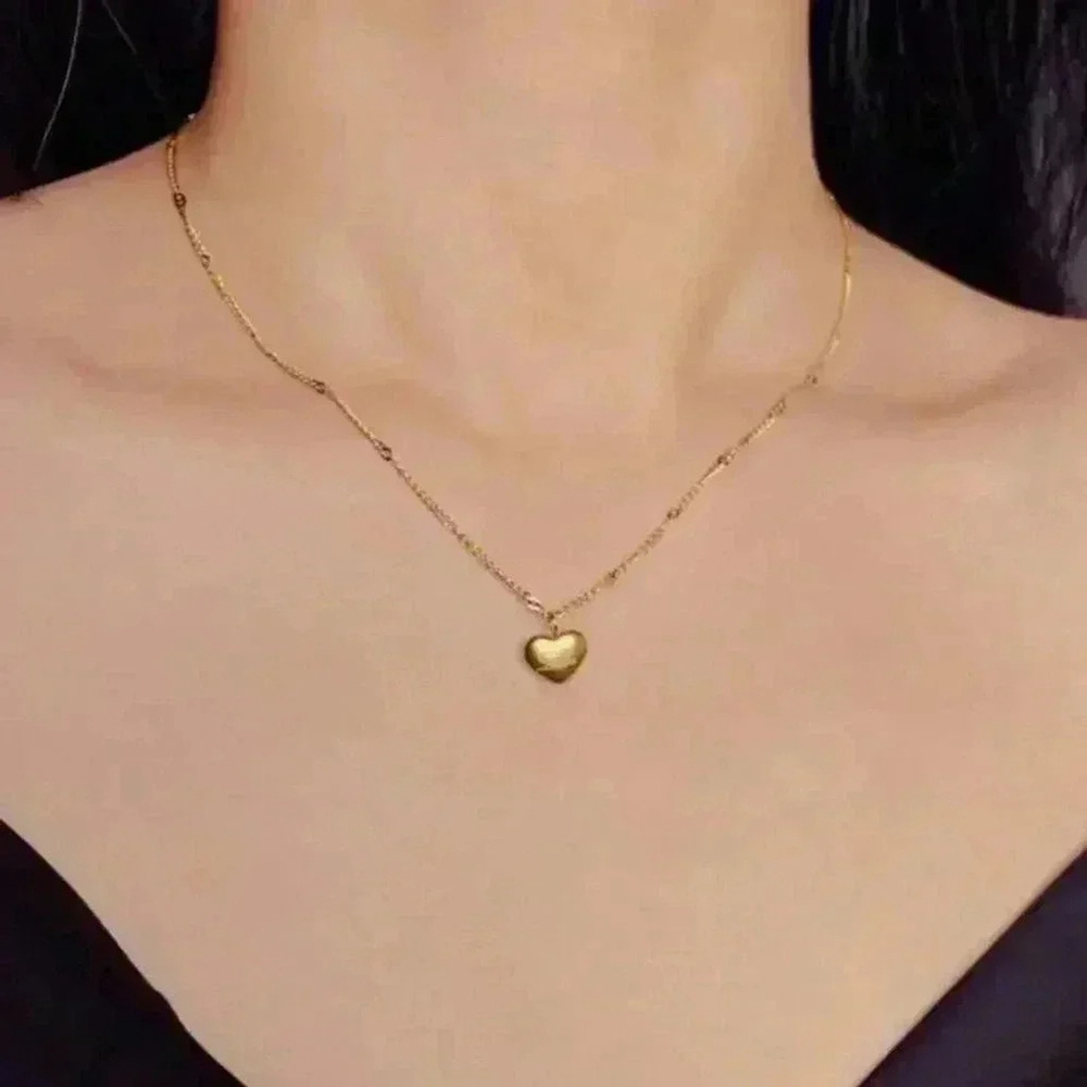 💫Heart Charm Necklace Yellow Gold - Picture 3 of 5